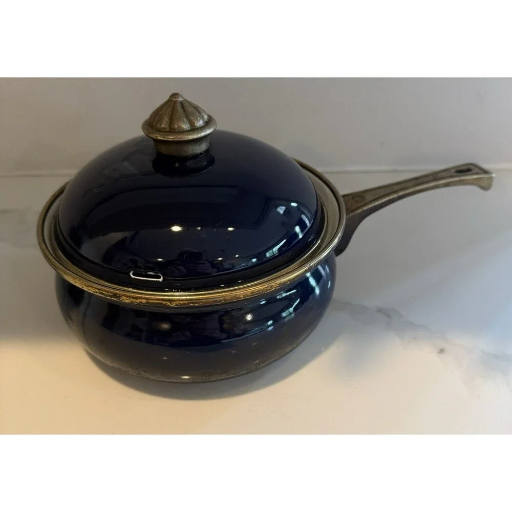 La Cuisine Normandy Enamel Cookware Lidded Pot Navy Blue Gold Brass Handle